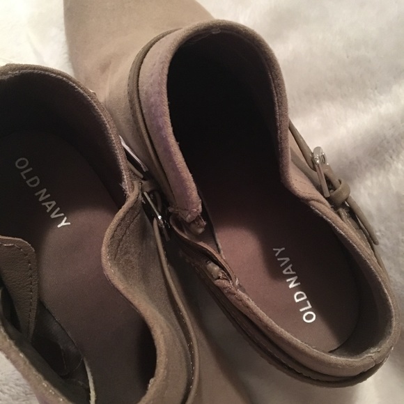 Old Navy Faux-Suede Booties - Picture 5 of 8